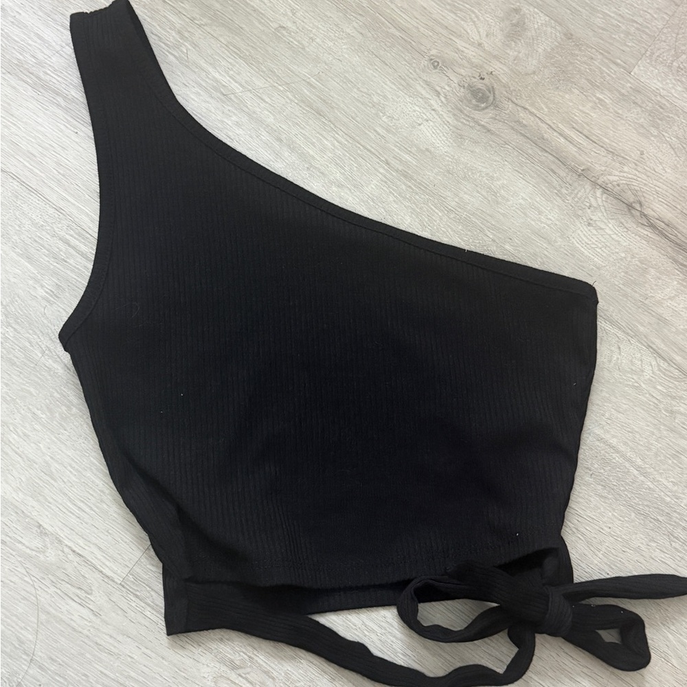 Garage Black Asymmetrical Single Sleeve Crop Top with Wrapped Bow